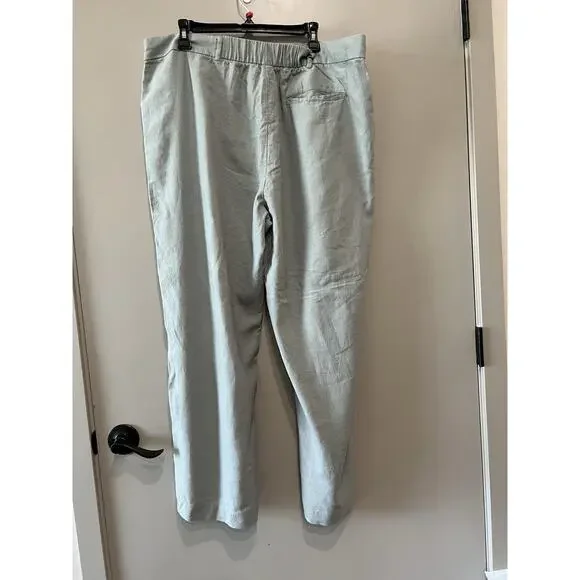 Old Navy Women's Wide Leg Pants - Light Gray - Picture 2 of 8